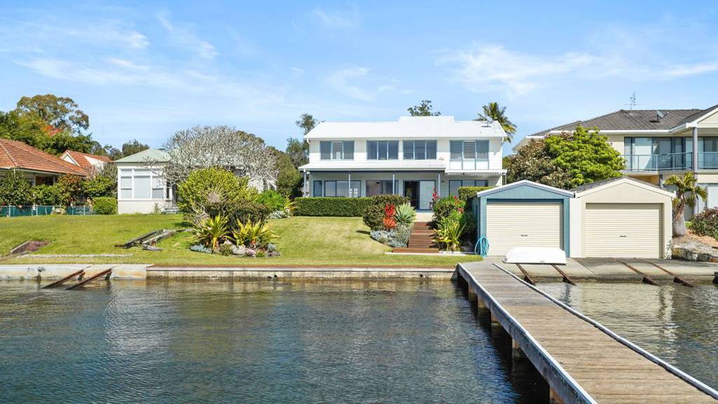 Four waterfront properties at Lake Macquarie sold with a combined value