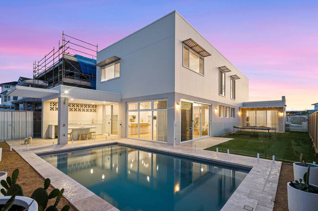 Inside the Shell Cove home with a 4mplus guide