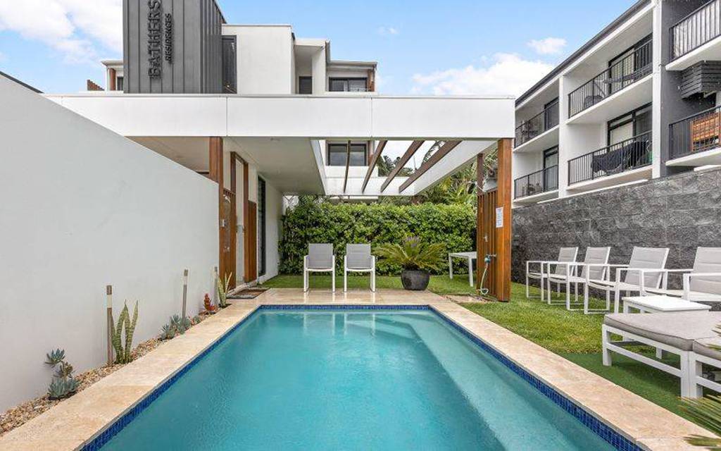 Topfloor apartment at Merewether's Bathers Residence hits the market