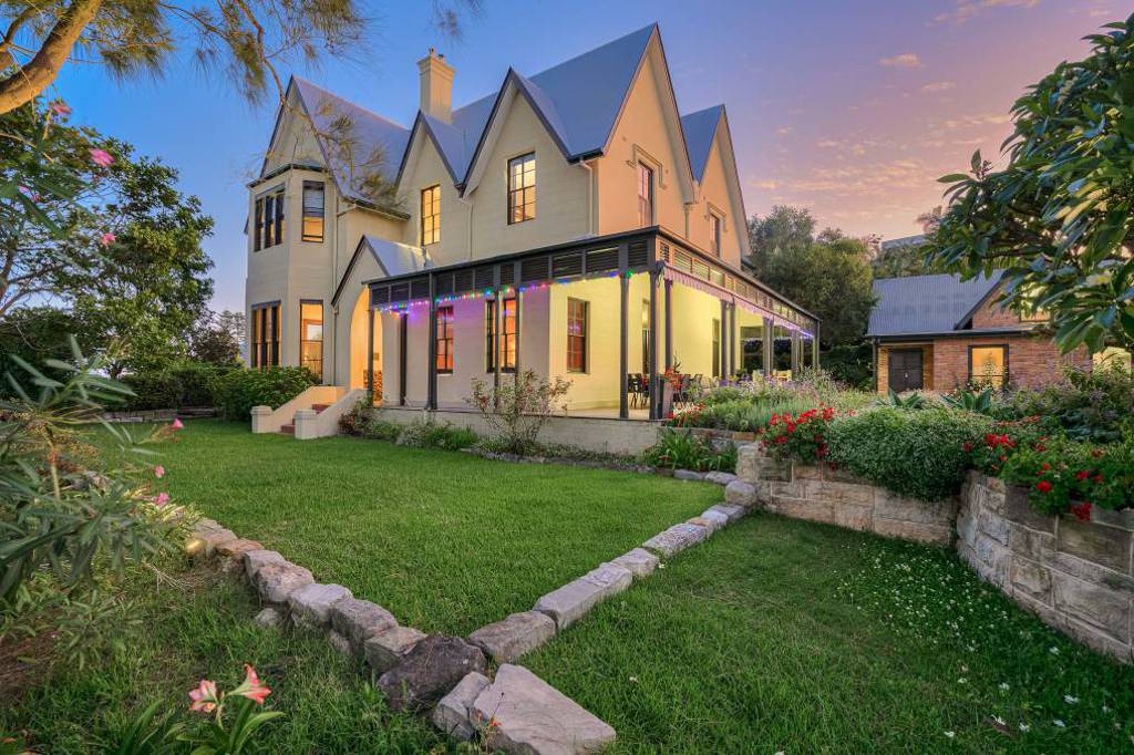 Grand design Stately historic mansion in Merewether listed for sale