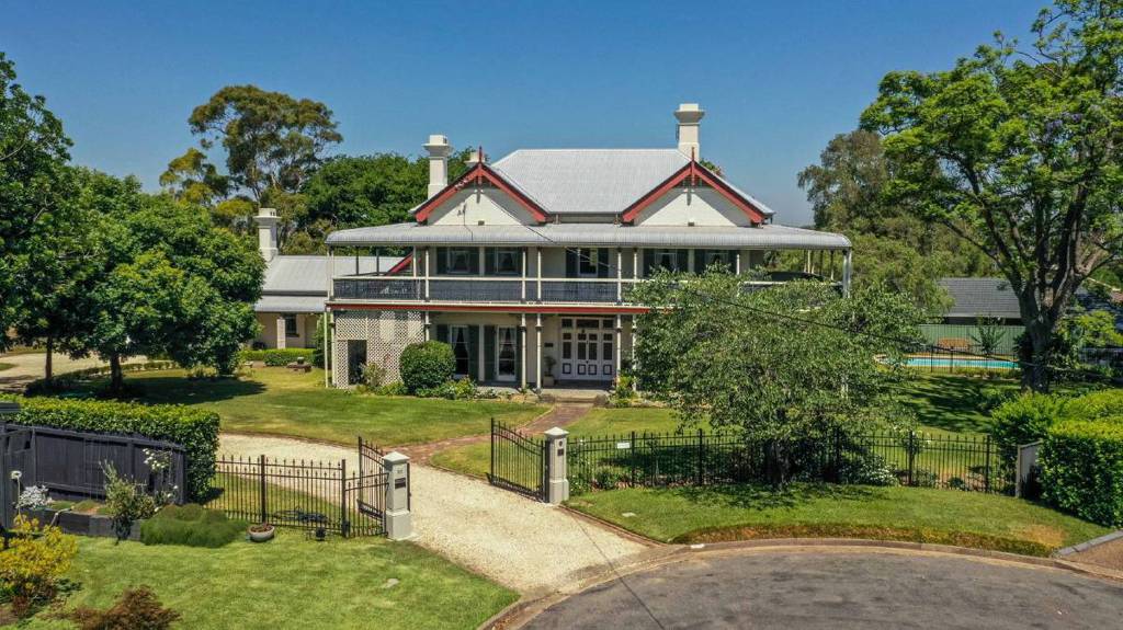 Singleton's landmark home 'Pelerin' is expected to break the suburb record