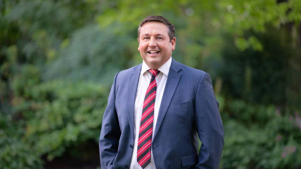 Changes to Central West real estate as Elders buys Emms Mooney