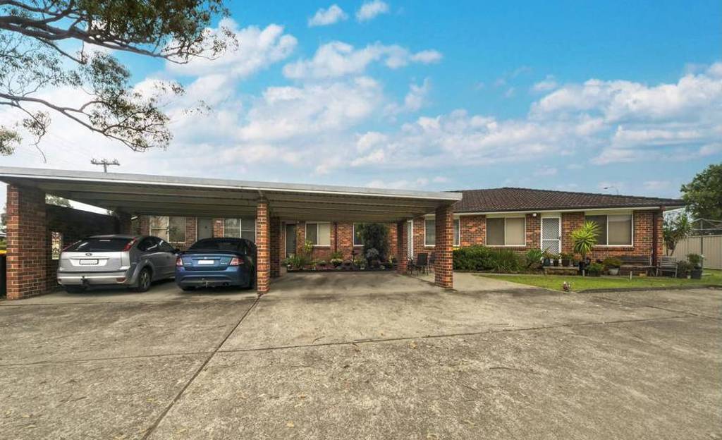 Wollongong buyer snaps up block of units at North Nowra for above