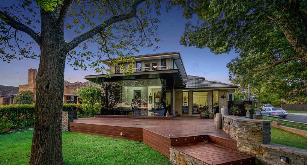 Lake Wendouree's parade offers three properties for sale