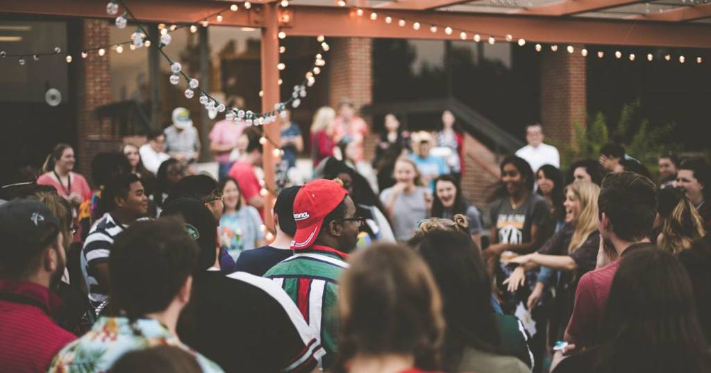 Housewarming party ideas for the perfect host