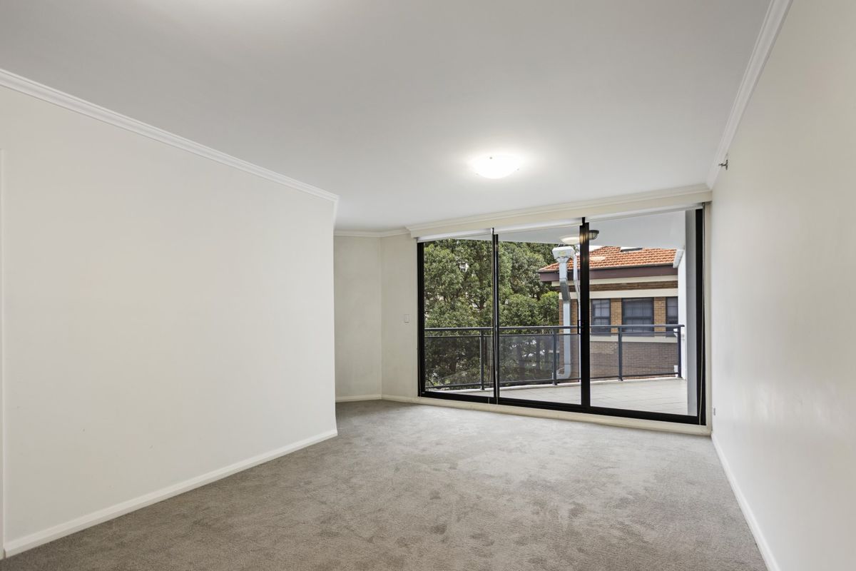 ST LEONARDS for Rent 16/13 Herbert Street, St Leonards, NSW 2065 for