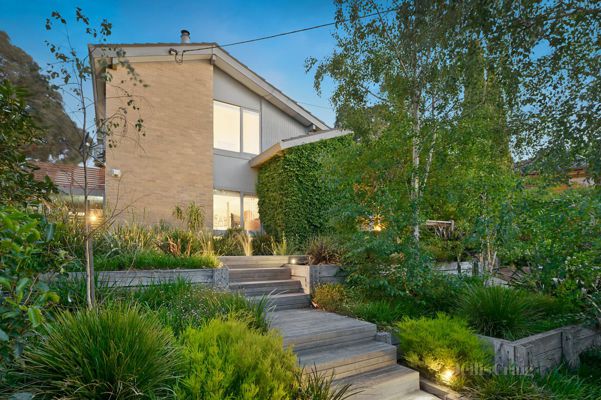 1 Lorna Court Templestowe Lower VIC 3107 Property Details view com au 1 Lorna Court Templestowe Lower VIC 3107 Property Details view com au