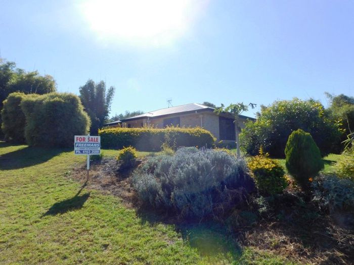 10 Rosalie Drive, Yarraman, QLD 4614 Property Details