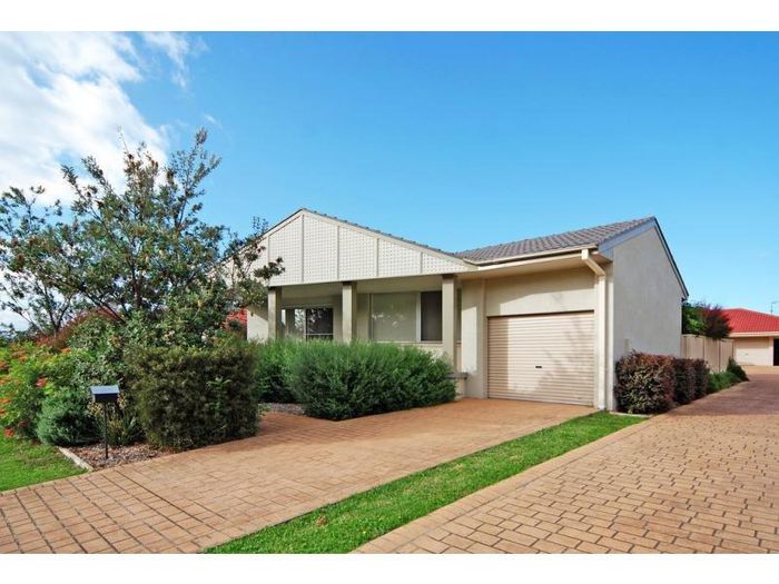 122C Jasmine Drive, Bomaderry, NSW 2541 Property Details