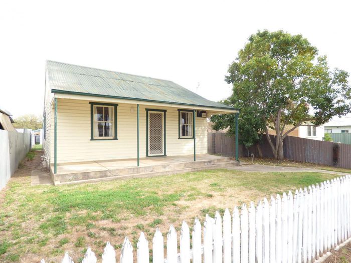 179 Thompson Street, Cootamundra, NSW 2590 Property Details