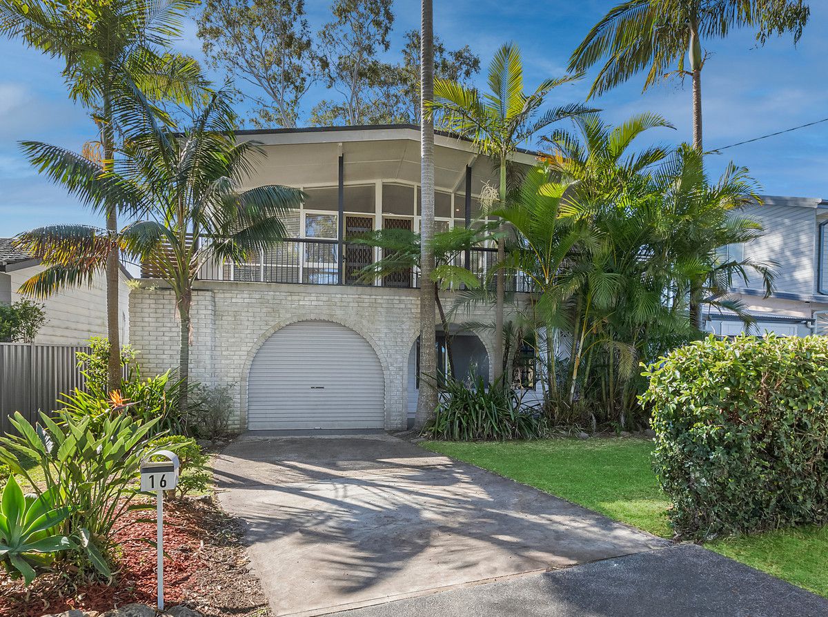 MANNERING PARK for Rent 16 Waverley Road, Mannering Park, NSW 2259 for