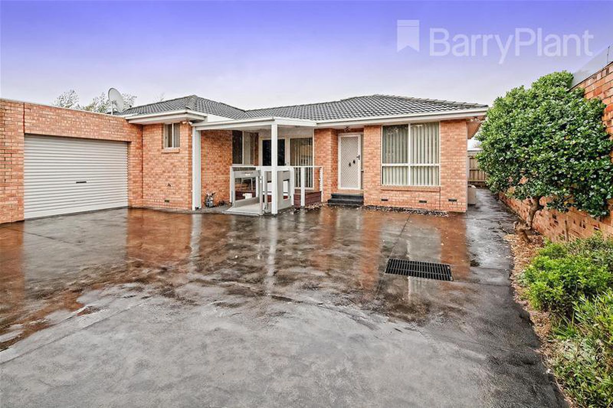 2/1521 Heatherton Road, Dandenong North, VIC 3175 for Auction