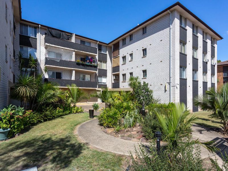 WARWICK FARM for Rent 26/12 Goulburn Street, Warwick Farm, NSW 2170