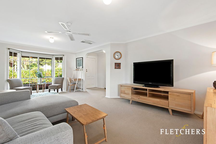 BLACKBURN SOUTH for Rent 38 Branksome Grove, Blackburn South, VIC 3130