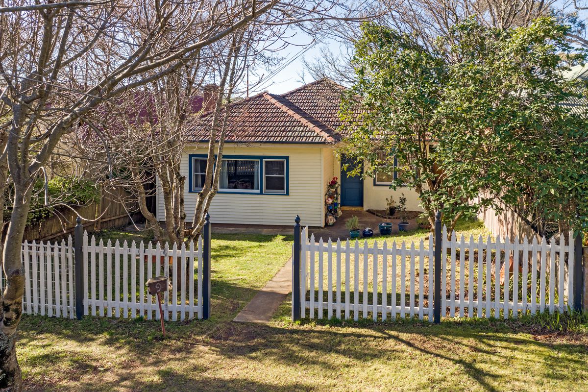 9 Neate Avenue, Blackheath, NSW 2785 for Sale
