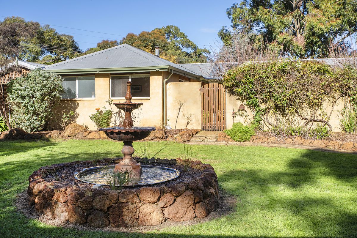 2 Karri Loop, Margaret River, WA 6285 for Sale