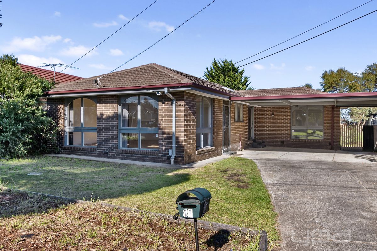 MELTON for Rent 11 Falcon Drive, Melton, VIC 3337 for Lease AVBL Mon