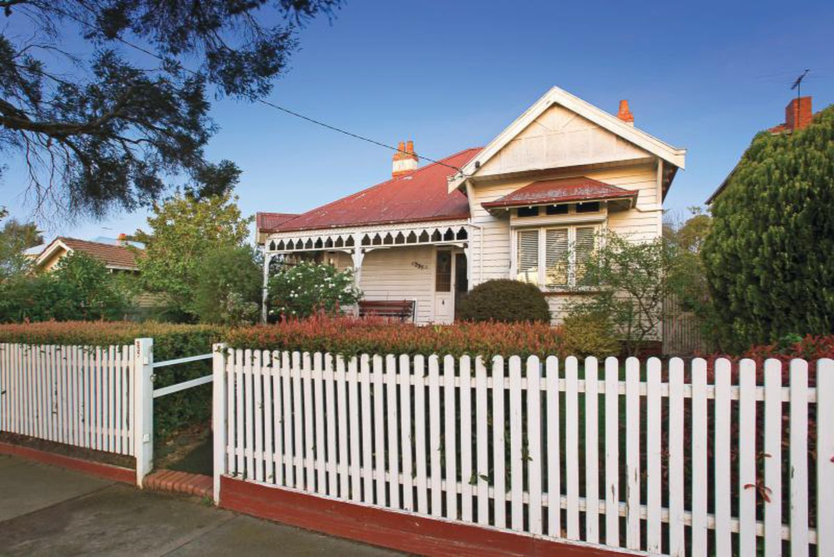 237 Union Road, Surrey Hills, VIC 3127 for Auction