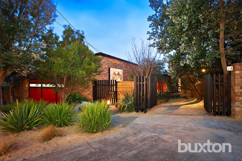 14 Point Avenue, BEAUMARIS SOLD Mar 2016