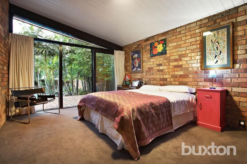 14 Point Avenue, BEAUMARIS SOLD Mar 2016