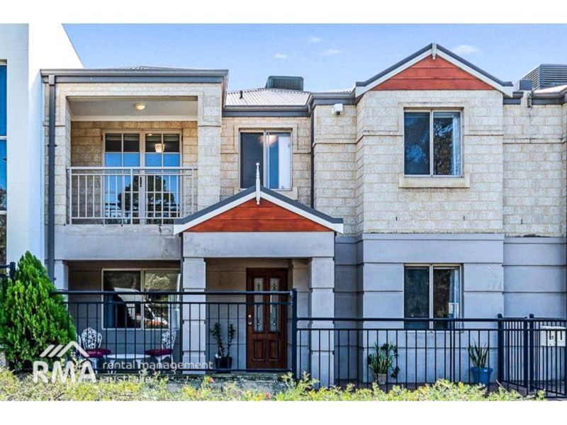 JOONDALUP for Rent Main house/15A Lakeside Drive, Joondalup, WA 6027