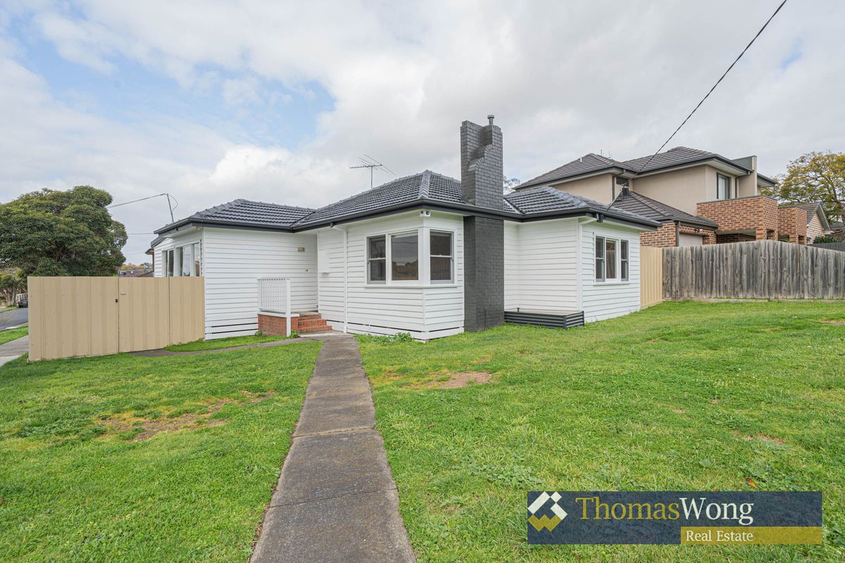 OAKLEIGH EAST for Rent 2 Leumear Street, Oakleigh East, VIC 3166 for Lease AVBL Tue, Sep 5