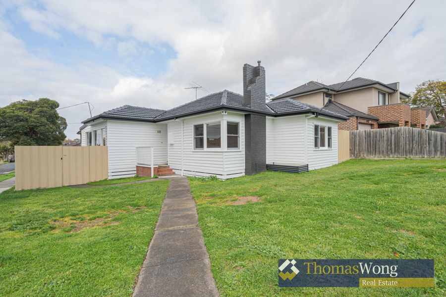 OAKLEIGH EAST for Rent 2 Leumear Street, Oakleigh East, VIC 3166 for