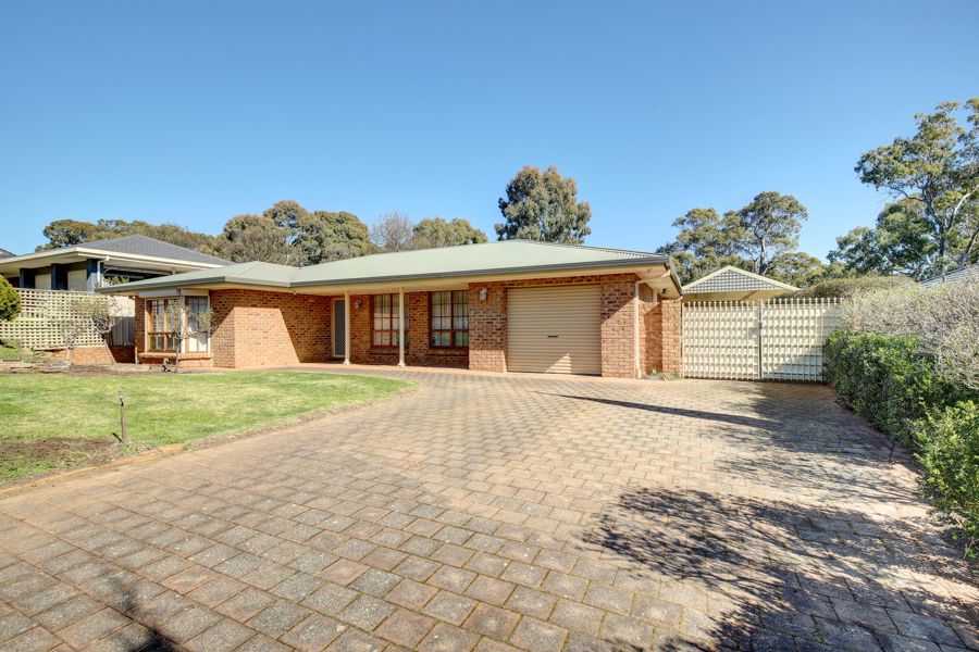 4 Hispano Drive, Woodcroft, SA 5162 for Sale