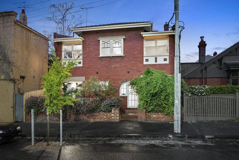 2 Bedrooms Unit for Sold in East Melbourne VIC 3002