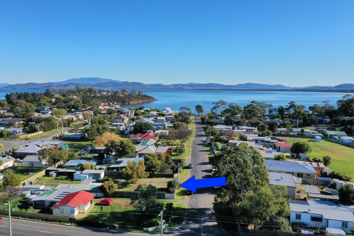 4 Seventh Avenue, Dodges Ferry, TAS 7173 for Sale